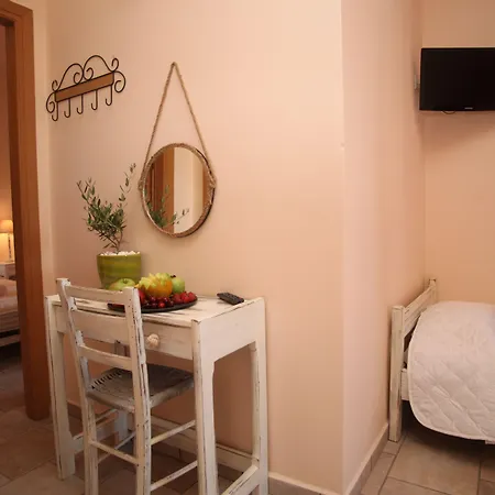 Ventoura & アパート