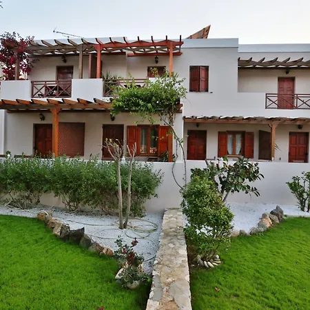 Ventoura & アパート