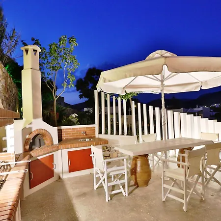 Ventoura & アパート