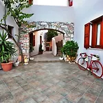 Ventoura &