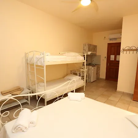 Apartment Ventoura & *
