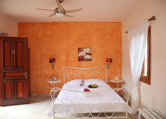 Apartment Ventoura & *