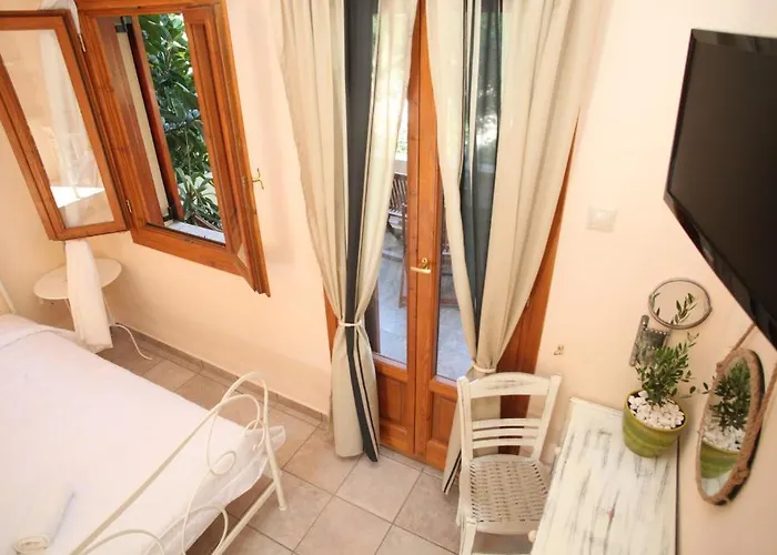 Ventoura & * Galissas